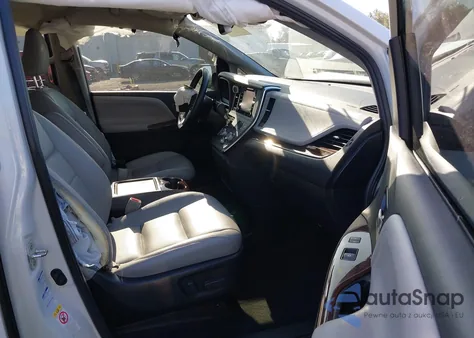 2019 Toyota Sienna Xle 7-Passenger z USA, uszkodzony, nr VIN 5TDDZ3DC2KS211214